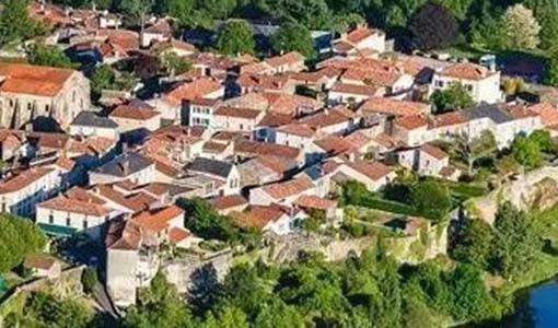 巫山回乡建别墅为什么一定要选专业乡墅公司